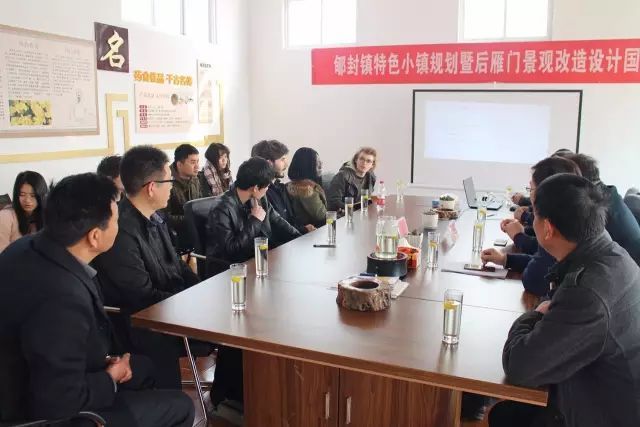 一批批參觀團(tuán)為何頻頻到云臺(tái)冰菊基地參觀？
